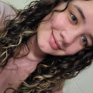 Meet your Posher, Kaitlyn